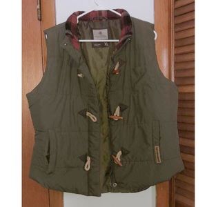 Legendary whitetail vest